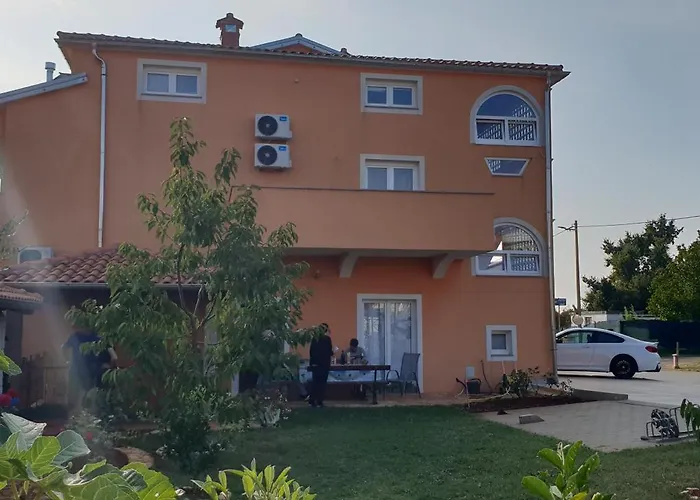 Apartmani Citrus Novigrad
